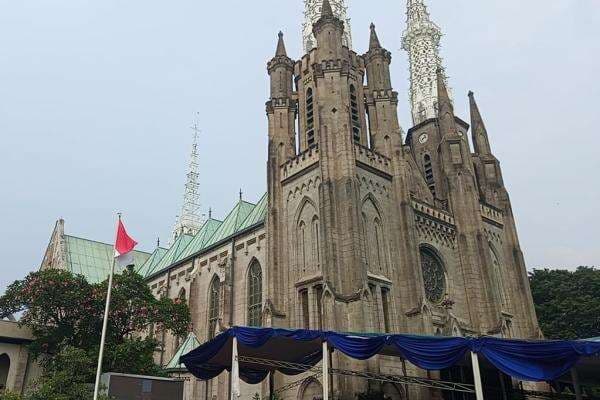 Upacara Pemakaman Paus Fransiskus, Lonceng Gereja Katedral Jakarta Dibunyikan 4 Menit Upacara Pemakaman Paus Fransiskus, Lonceng Gereja Katedral Jakarta Dibunyikan 4 Menit