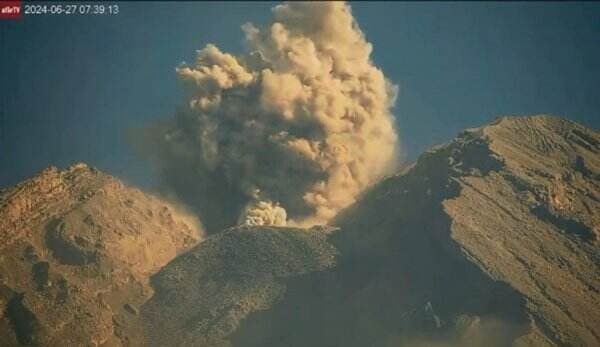 Gunung Semeru Kembali Erupsi, Letusannya Capai 1.000 meter