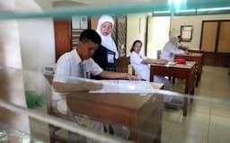 Guru-Guru Tidak Terbebani Persoalan Administrasi, Fokus Bimbing Siswa