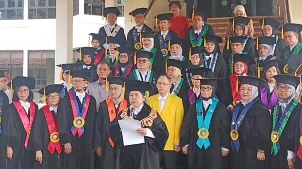 Guru Besar dan Alumni UI Resah Atas Hancurnya Demokrasi di Indonesia