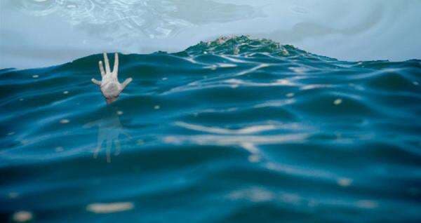 Tragis, Balita 3,5 Tahun di Cibinong Terpeleset ke Sungai Cibuluh Tragis, Balita 3,5 Tahun di Cibinong Terpeleset ke Sungai Cibuluh