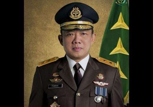 Ternyata Segini Harta Febrie Adriansyah, Jampidsus yang Minta Masyarakat Tak Tinggalkan Pertamina Usai Korupsi Rp193,7 Triliun Ternyata Segini Harta Febrie Adriansyah, Jampidsus yang Minta Masyarakat Tak Tinggalkan Pertamina Usai Korupsi Rp193,7 Triliun