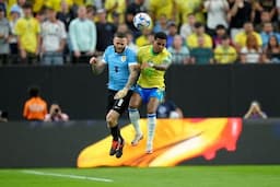 Hasil Babak Pertama Timnas Uruguay vs Brasil: Skor Sama Kuat 0-0