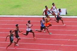 Hasil PON XXI Aceh-Sumut 2024: Lalu Muhammad Zohri Gagal Sabet Emas di Nomor 4x100m Putra