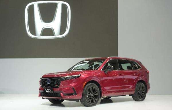 Jika Mobil Hybrid Bebas Ganjil-Genap, Penjualan Meningkat? Jika Mobil Hybrid Bebas Ganjil-Genap, Penjualan Meningkat?