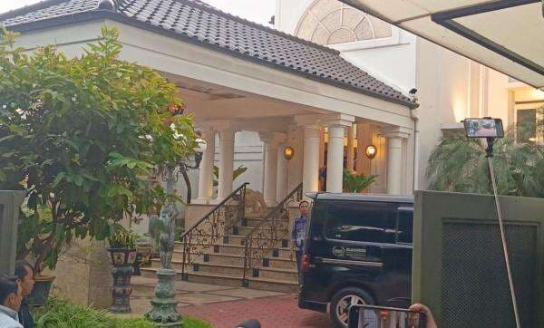 Situasi Terkini Rumah Duka Hotma Sitompul di Antasari Jaksel Situasi Terkini Rumah Duka Hotma Sitompul di Antasari Jaksel