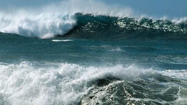 Jepang Diguncang Gempa 7,1 SR Berpotensi Tsunami, Warga Diminta Menjauh dari Pantai