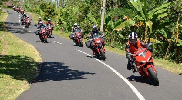 Touring Sepeda Motor di Momen Libur Nataru, Berikut Hal-Hal yang Perlu Diperhatikan