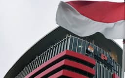  KPK Geledah Kantor Gubernur Bengkulu