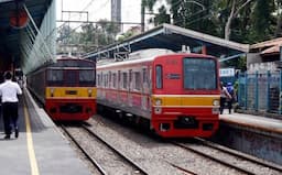 Truk Tersangkut di Perlintasan Bekasi Dievakuasi, Perjalanan KRL Kembali Normal