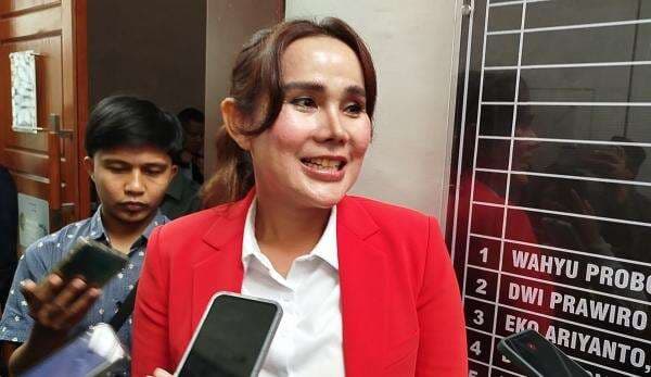 Ikhlas Lebaran di Lapas, Isa Zega: Sejak Kecil Terbiasa Jauh dari Keluarga Ikhlas Lebaran di Lapas, Isa Zega: Sejak Kecil Terbiasa Jauh dari Keluarga