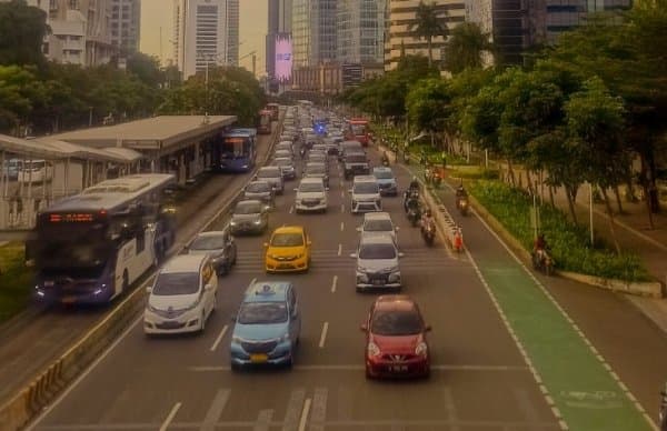 Jakarta Terancam Tenggelam, Penduduk Semakin Padat hingga Kemacetan Parah