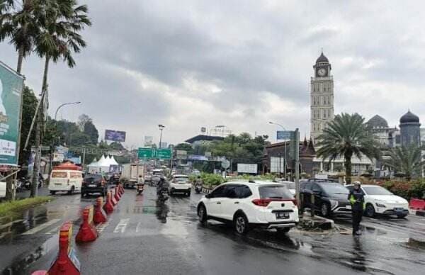 Lalin Jalur Puncak Bogor Sore Ini Sudah Kembali Normal Dua Arah