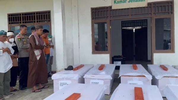 15 Jenazah Korban Kekejaman KKB Berhasil Dievakuasi di Yahukimo, 12 Diserahkan ke Keluarga 15 Jenazah Korban Kekejaman KKB Berhasil Dievakuasi di Yahukimo, 12 Diserahkan ke Keluarga