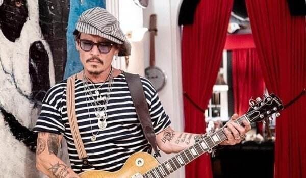 Johnny Depp Bakal Raih Penghargaan Lifetime Achievement di Festival Film Roma