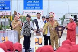 Presiden Jokowi Resmikan Sejumlah Jalan Tol di Sumut