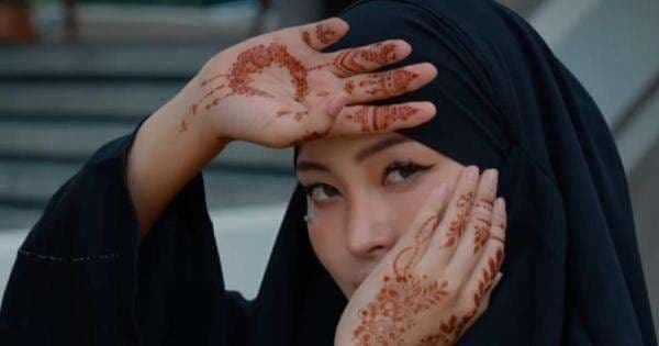 Berkah Ramadan, Kae Asakura Eks Bintang Film Dewasa Asal Jepang Putuskan Mualaf Berkah Ramadan, Kae Asakura Eks Bintang Film Dewasa Asal Jepang Putuskan Mualaf