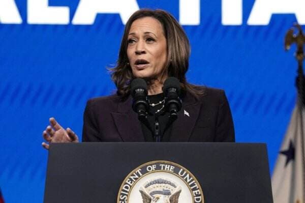 <i>Amazing!</i> Kampanye Sebulan, Kamala Harris Berhasil Kumpulkan Rp7,7 Triliun