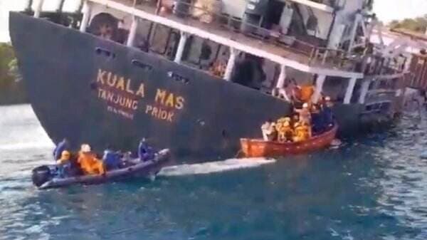 Kronologi Kapal Kargo MV Kuala Mas Tabrakan dengan Tanker, Miring lalu Tenggelam