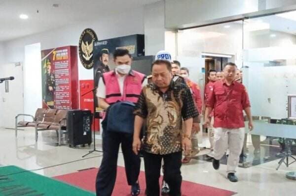 Kasus Korupsi Timah, Kejagung Geledah Kediaman Suami Sandra Dewi di Jaksel