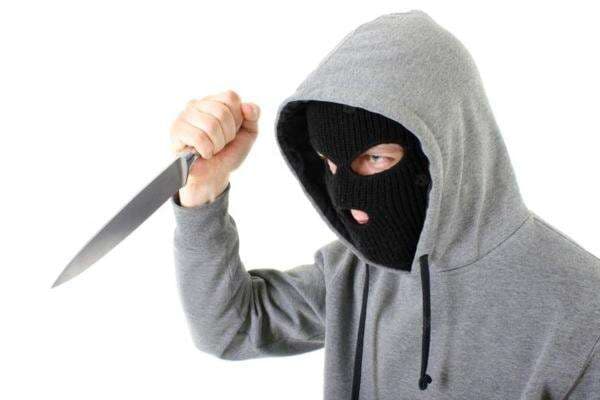 Ribut di Tempat Parkir, Anggota Polisi Rohil dan Temannya Tewas Ditusuk Ribut di Tempat Parkir, Anggota Polisi Rohil dan Temannya Tewas Ditusuk