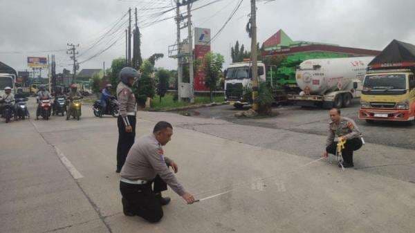 Kecelakaan Maut di Lampung Tengah, Toyota Avanza Hilang Kendali Tabrak Pelajar hingga Tewas Kecelakaan Maut di Lampung Tengah, Toyota Avanza Hilang Kendali Tabrak Pelajar hingga Tewas