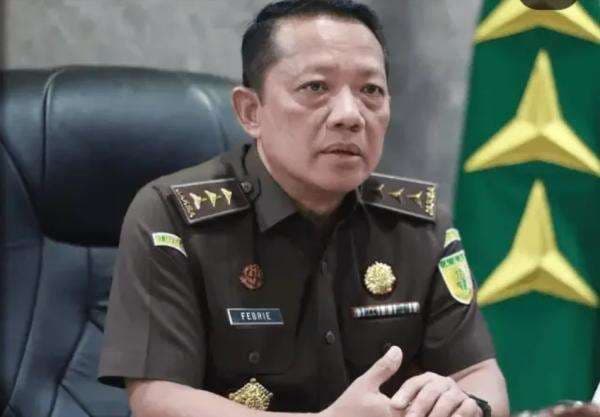 Jampidsus Dilaporkan ke KPK, Pakar Hukum: Banyak yang Terusik Kejagung Berantas Korupsi! Jampidsus Dilaporkan ke KPK, Pakar Hukum: Banyak yang Terusik Kejagung Berantas Korupsi!