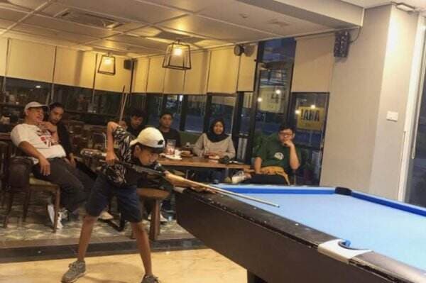 Keseruan Turnamen Mini Billiard di Next Hotel Yogyakarta