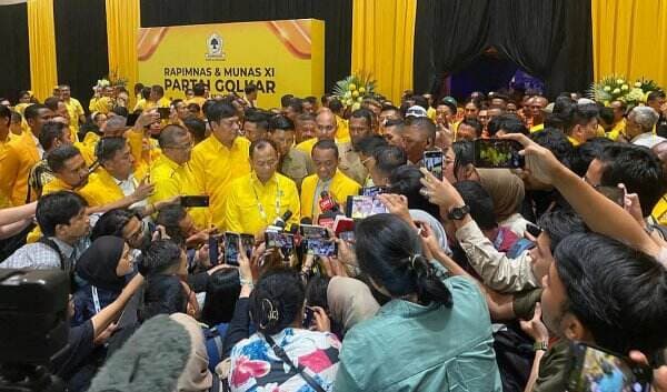 RUU Pilkada Tuai Polemik, Bahlil Lahadalia Akan Bicara dengan Ketua Fraksi Golkar