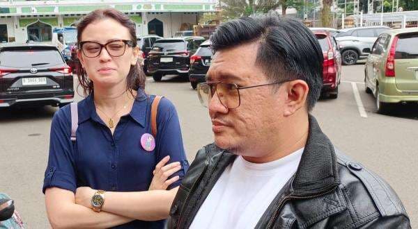 Kimberly Ryder Datangi Polres Metro Jakarta Selatan, Ada Apa? Kimberly Ryder Datangi Polres Metro Jakarta Selatan, Ada Apa?