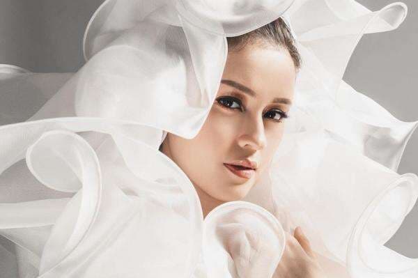 Kimberly Ryder Jujur soal Perceraiannya dengan Edward Akbar pada Anak Kimberly Ryder Jujur soal Perceraiannya dengan Edward Akbar pada Anak