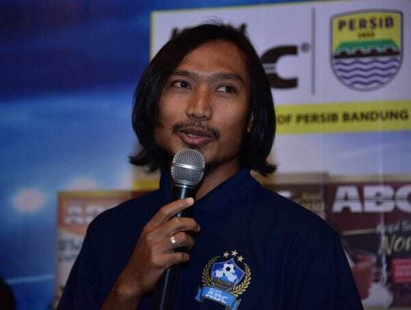 Kisah Haru Hariono, Legenda Kesayangan Persib Bandung yang Dulunya Sempat Jadi Kuli Panggul