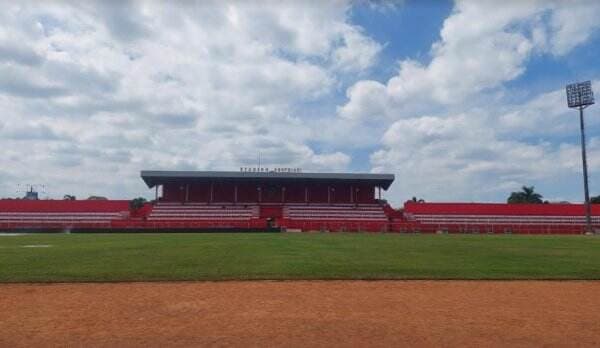 Kondisi Lapangan Stadion Soepriadi Dikritik Habis-habisan, Manajemen Arema FC: Akan Diperbaiki