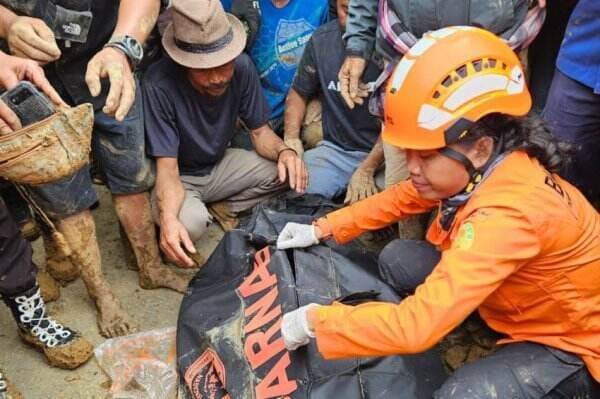 Korban Longsor Bastem Utara Luwu Bertambah 15 Orang, 5 Tewas Tertimbun