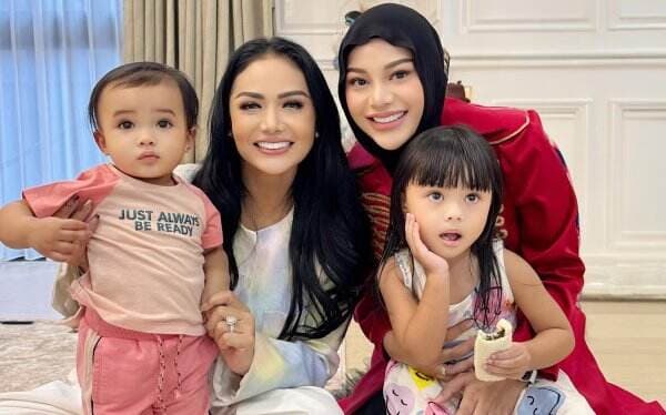 Momen Gemas Ameena Karaoke Bareng Krisdayanti, Netizen: Pelatihnya Diva Indonesia