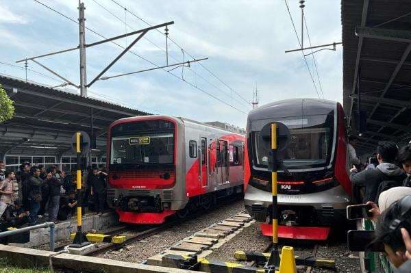 KAI Commuter Pastikan Tak Akan Impor KRL Bekas Lagi KAI Commuter Pastikan Tak Akan Impor KRL Bekas Lagi