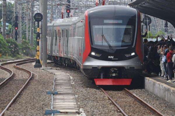 Kemenhub Berencana Perpanjang Jalur KRL hingga Merak Kemenhub Berencana Perpanjang Jalur KRL hingga Merak