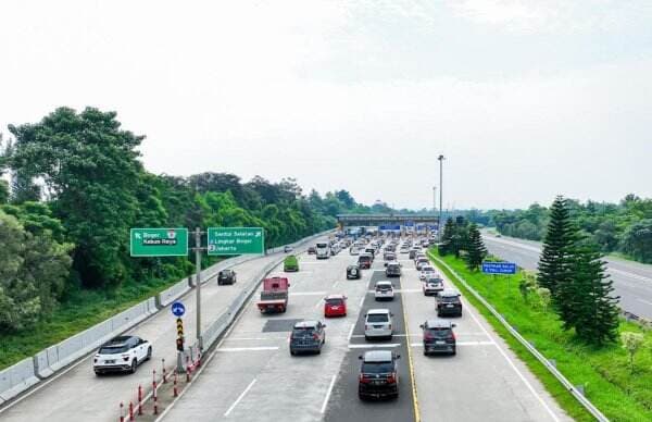 Urai Kemacetan, Contraflow Diberlakukan di Tol Jagorawi Gunung Putri-Cipayung