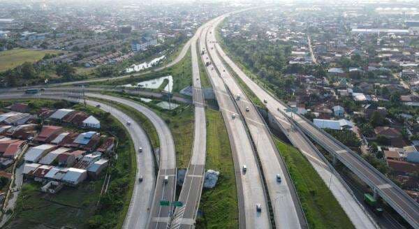 Jelang Lebaran, Lalin Tol Belmera Mengalami Lonjakan Kendaraan Jelang Lebaran, Lalin Tol Belmera Mengalami Lonjakan Kendaraan