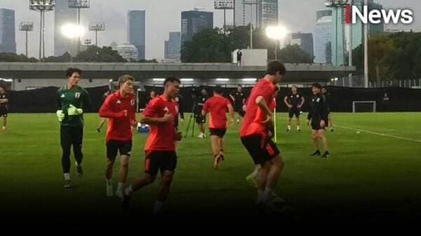 Gelar Latihan Perdana, Timnas Jepang Tutup Pagar Lapangan A SUGBK dengan Kain