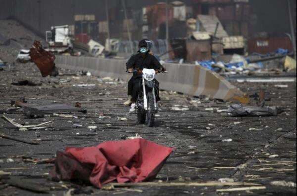 Ledakan Dahsyat di Iran Tewaskan 70 Orang, Api Dipadamkan Setelah 3 Hari Ledakan Dahsyat di Iran Tewaskan 70 Orang, Api Dipadamkan Setelah 3 Hari