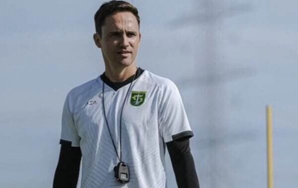 Liga 1 2023-2024: Paul Munster Kurang Puas Persebaya Surabaya Cuma Menang Tipis atas PSS Sleman