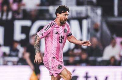 Respons Mengejutkan Javier Mascherano Usai Lionel Messi Cekik Staf Pelatih Lawan: Masih Anak-Anak Respons Mengejutkan Javier Mascherano Usai Lionel Messi Cekik Staf Pelatih Lawan: Masih Anak-Anak