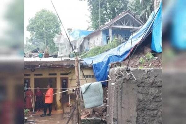 Longsor di Cigombong Bogor, 3 Orang Terluka Tertimpa Reruntuhan