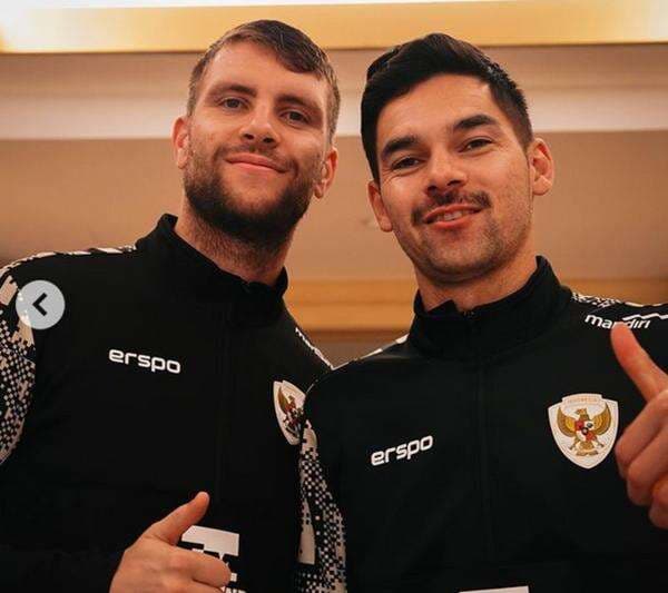 Reaksi Maarten Paes hingga Jens Raven yang Ikut Bangga Timnas Indonesia U-17 Sapu Bersih Kemenangan di Grup C Piala Asia U-17 2025 Reaksi Maarten Paes hingga Jens Raven yang Ikut Bangga Timnas Indonesia U-17 Sapu Bersih Kemenangan di Grup C Piala Asia U-17 2025