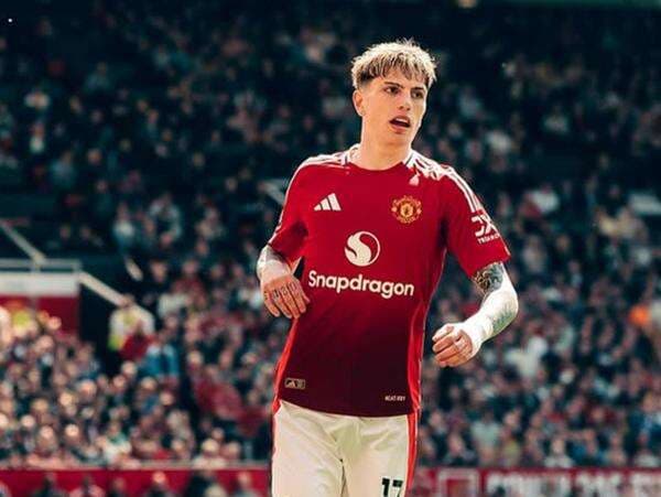 Hasil Manchester United vs Wolverhampton Wanderers di Liga Inggris 2024-2025: Setan Merah Kalah 0-1! Hasil Manchester United vs Wolverhampton Wanderers di Liga Inggris 2024-2025: Setan Merah Kalah 0-1!