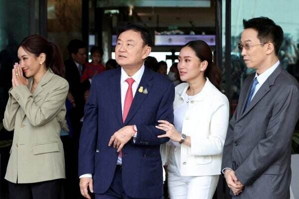 Mantan PM Thailand Thaksin Shinawatra Akan DIdakwa Atas Penghinaan Terhadap Kerajaan