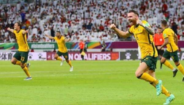 Hasil Timnas Indonesia vs Australia: Maarten Paes Kebobolan 3 Kali di Babak Pertama Hasil Timnas Indonesia vs Australia: Maarten Paes Kebobolan 3 Kali di Babak Pertama