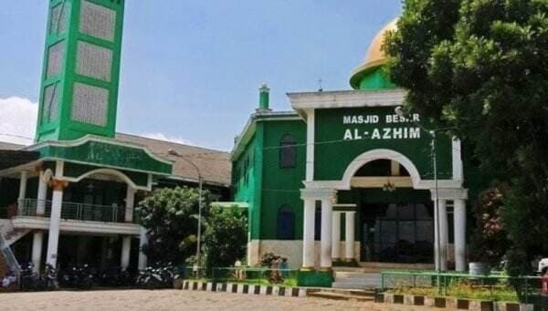 MNC Lido City Gelar Baksos Bersih-bersih Masjid Al Ahzim Cigombong Bogor