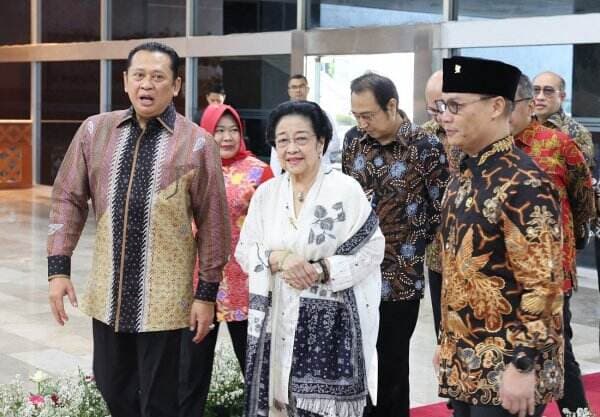 Megawati dan Keluarga Bung Karno Sambangi Gedung MPR RI, Ada Apa?